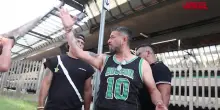 Milano, 22enne morto accoltellato. Il padre: &ldquo;Ho riconosciuto uno degli aggressori dal tatuaggio&rdquo;