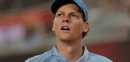 Roland Garros 2026, oggi Sinner e altri 4 italiani in campo: orari e dove vederli