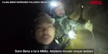 Bloccati in una grotta in Laos, i soccorsi: le prime immagini dei dispersi ritrovati vivi