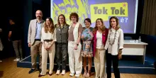 Scuola, Una Nessuna Centomila e Axa in classe con &lsquo;Tok Tok &ndash; Chi &egrave;?&rsquo;