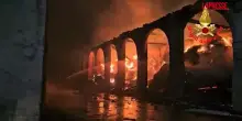 Incendio a San Giuliano Milanese, fiamme in cascina Rancate