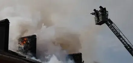 Ucraina, Mosca: &ldquo;Drone di Kiev ha colpito la centrale nucleare di Zaporizhzhia&rdquo;