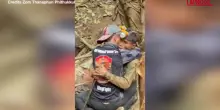 Laos, portate in salvo le quattro persone rimaste intrappolate in una grotta