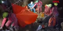 Speleologo bloccato a Cuneo: il Soccorso Alpino e Speleologico al lavoro nella grotta