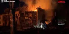 Ucraina, distruzione a Dnipro dopo gli attacchi russi nella notte