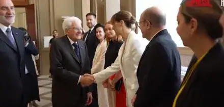 2 giugno, Mattarella saluta artisti e sportivi al Quirinale