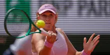Mirra Andreeva prima finalista al Roland Garros 2026, battuta Marta Kostyuk