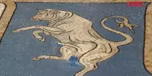 Toro in Galleria a Milano, concluso il restauro e riprende il rito propiziatorio dei turisti