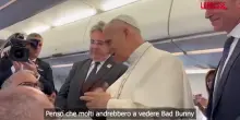 Papa Leone XIV scherza: &ldquo;Penso che i giovani preferirebbero vedere Bad Bunny piuttosto che me&rdquo;