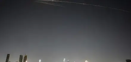 Iran, Idf colpisce obiettivi militari: esplosioni a Teheran, Tabriz e Isfahan &ndash; La diretta