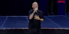Eros Ramazzotti conquista San Siro, lesibizione live dellartista romano