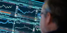 Crollo delle borse, in rosso i mercati europei e asiatici. In calo anche Wall Street: forti vendite nell&rsquo;high-tech