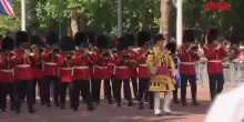 Londra, a Buckingham Palace la parata per il compleanno di Re Carlo