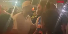 Knicks campioni Nba, Mamdani fa festa con i tifosi a New York