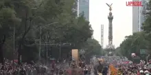 Mondiali 2026, Citt&agrave; del Messico in festa: sfilata tra calcio, storia e cultura