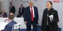 G7 a Evian, Trump entra nella sala dei lavori nellultimo giorno del summit: "Im the boss"