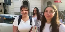 Maturit&agrave; 2026, studenti in attesa al Parini di Milano: Pirandello e Costituzione i temi in Top 10