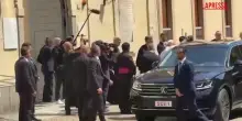 Larrivo di Papa Leone XIV nella Basilica di S.Pietro in Ciel dOro