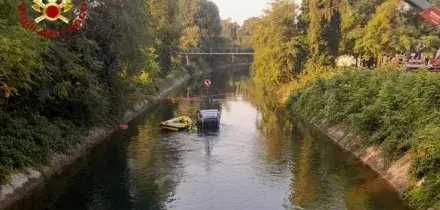 Incidente a Senago, auto finisce nel canale Villoresi: morti tre minorenni
