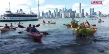 Mondiali 2026, i tifosi seguono Germania-Costa d&rsquo;Avorio in kayak sul Lago Ontario