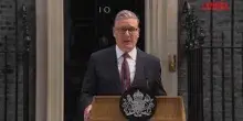 Regno Unito, il premier Keir Starmer si dimette: l&rsquo;annuncio