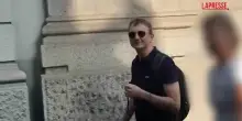 Alberto Stasi va al lavoro a Milano e scherza coi cronisti: il video