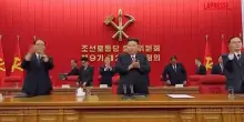 Corea del Nord, solita ovazione per Kim Jong Un a riunione Partito lavoratori