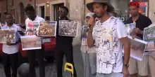 Migranti, Refugees in Libia denuncia rastrellamenti e rapimenti a Tripoli e nellest del Paese