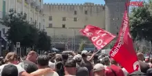 Napoli, disoccupati in protesta: blocchi stradali e cortei