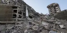 Terremoto in Venezuela, oltre 900 vittime: anche tre italo-venezuelani. Pi&ugrave; di 50mila i dispersi