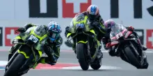 Gp Olanda, tripletta Aprilia: Ogura sul traguardo davanti a Fernandez e Martin. Out Bagnaia e Bezzecchi