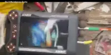 Venezuela, i vigili del fuoco ecuadoriani estraggono vivo un ragazzino di 12 anni