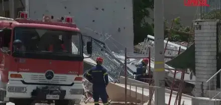 Grecia, crolla un edificio a Atene: quattro persone intrappolate