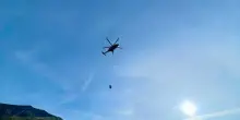 Bardonecchia, soccorso alpino salva un migrante ferito a 2mila metri