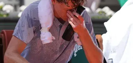 Jannik Sinner sul malore al Roland Garros: &ldquo;Abbiamo capito cosa &egrave; successo, potrebbe accadere ancora&rdquo;