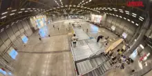 L&rsquo;aeroplano di carta pi&ugrave; grande al mondo, il record da Guinness dell&rsquo;Universit&agrave; di Pisa: il video del decollo