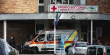 Napoli, bambina di due anni ingerisce droga: portata in ospedale dalla madre con il fratellastro