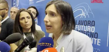 Schlein su legge elettorale: "Incredibile che cambiarla sia unica priorit&agrave; maggioranza"