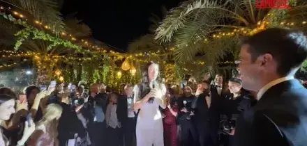 Aurora Ramazzotti, presenta live il suo primo Ep al matrimonio: &egrave; un regalo per il marito Goffredo Cerza