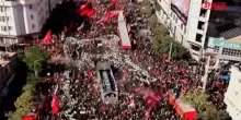 Iran, ultimo giorno dei funerali di Khamenei: la folla a Mashhad