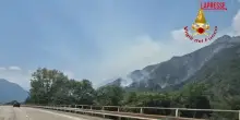 Incendi in Piemonte, i vigili del fuoco in azione in varie province