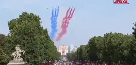 Francia, alla parata del 14 luglio sfilano le truppe ucraine