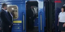 Ucraina, Starmer a Kiev: larrivo in stazione del premier britannico