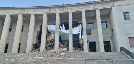 Bolzano, parte del tribunale crollata nella notte: in corso accertamenti