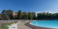 Risucchiata da bocchettone in piscina, cosa prevede il disegno di legge in commissione