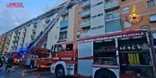 Milano, incendio in appartamento in Palmanova causa due vittime: le immagini dei soccorsi