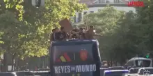 Festa Spagna: Yamal e il cartello scherzoso sullo scontro tra Gavi e Paredes