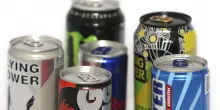 Energy drink in Italia, l&rsquo;indagine e i rischi per bambini e adolescenti