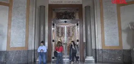 Francia: riapre dopo furto la Galleria dApollo al Louvre ma senza gioielli