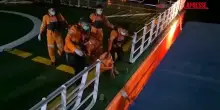 Indonesia, recuperati due corpi dopo il naufragio di un traghetto